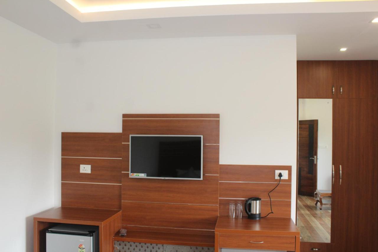 Hotel The Lakeview Munnar 4*