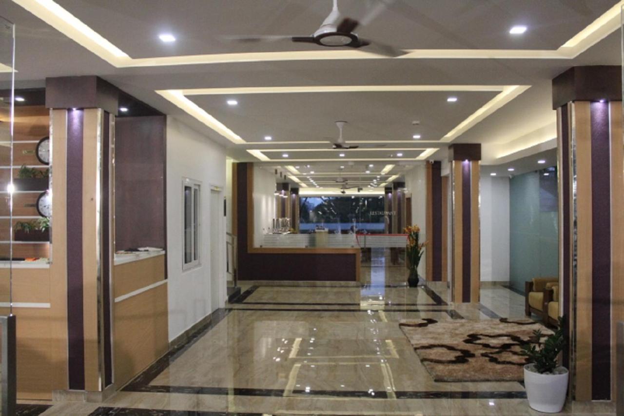 The Lakeview Munnar Hotel 4*