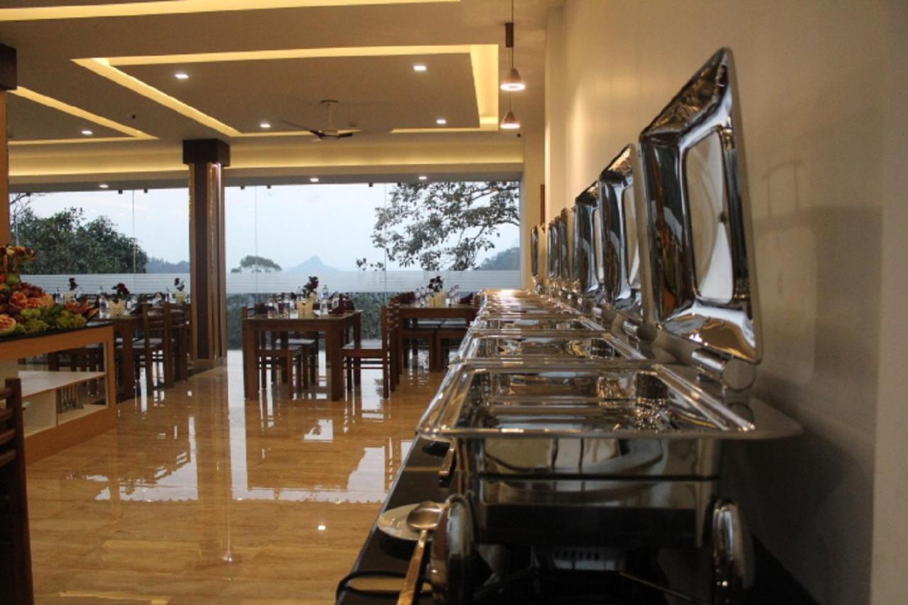 The Lakeview Munnar Hotel