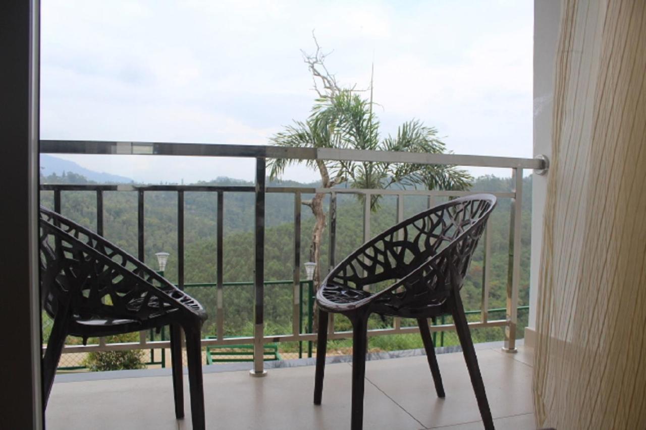 The Lakeview Munnar Hotel Munnar