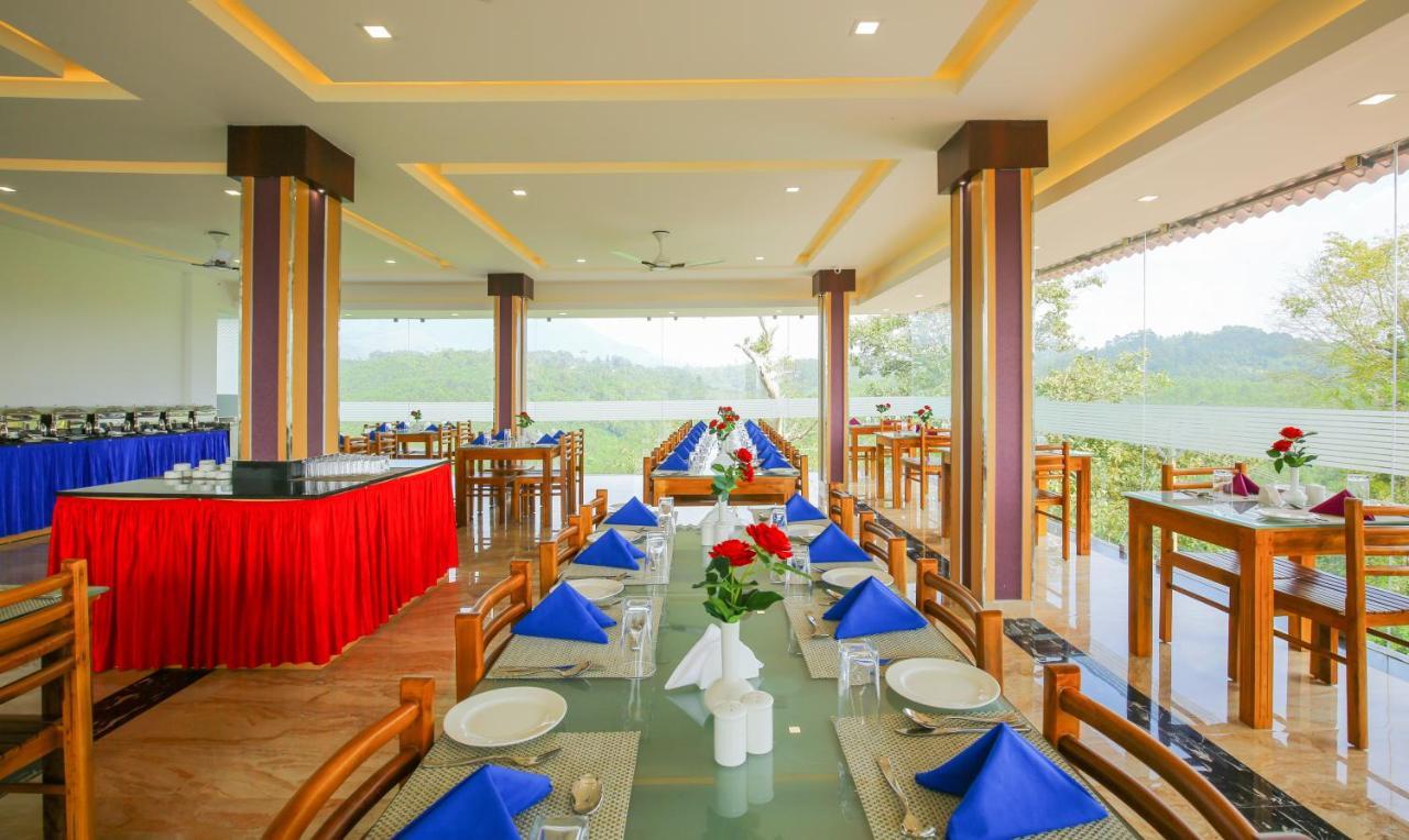 Hotel The Lakeview Munnar 4*