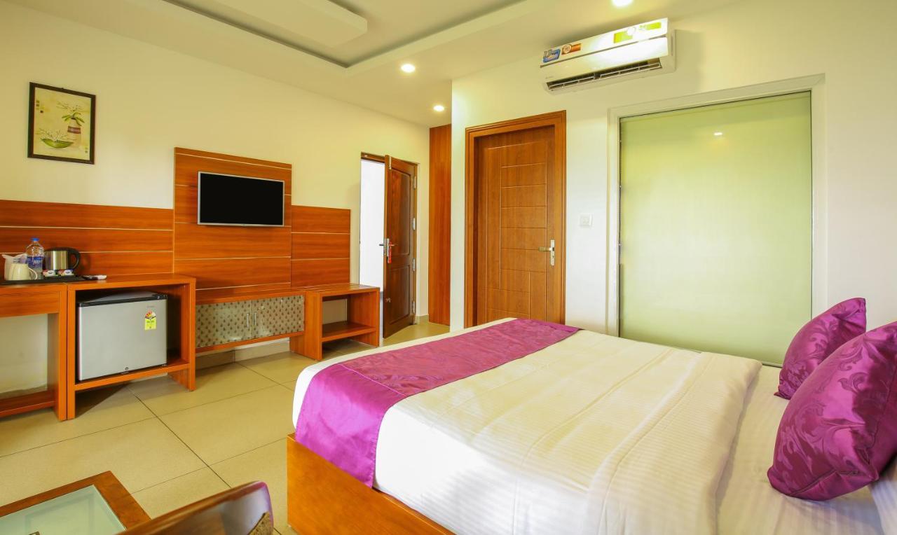Hotel The Lakeview Munnar 4*