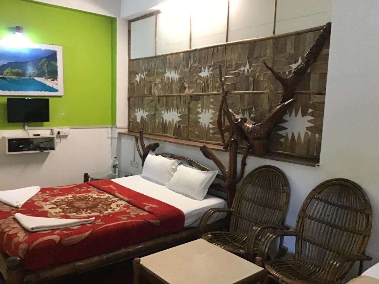 Resort Wild Elephant Eco Friendly Munnar