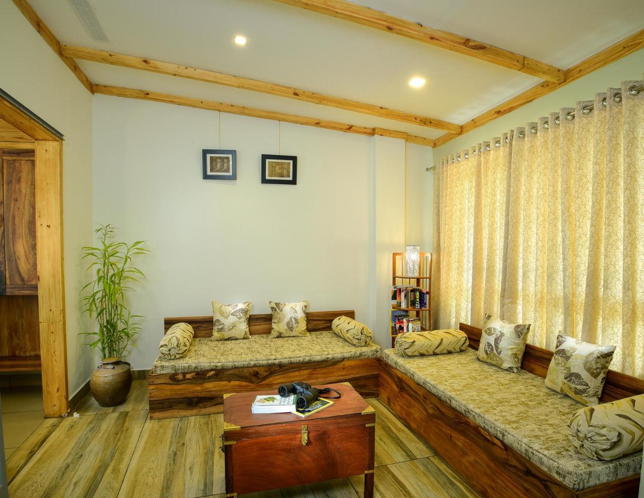 Mistletoe & Cafe Homestay *
