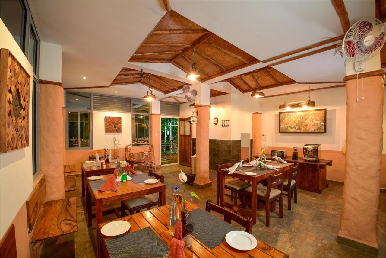 Mistletoe & Cafe Homestay *