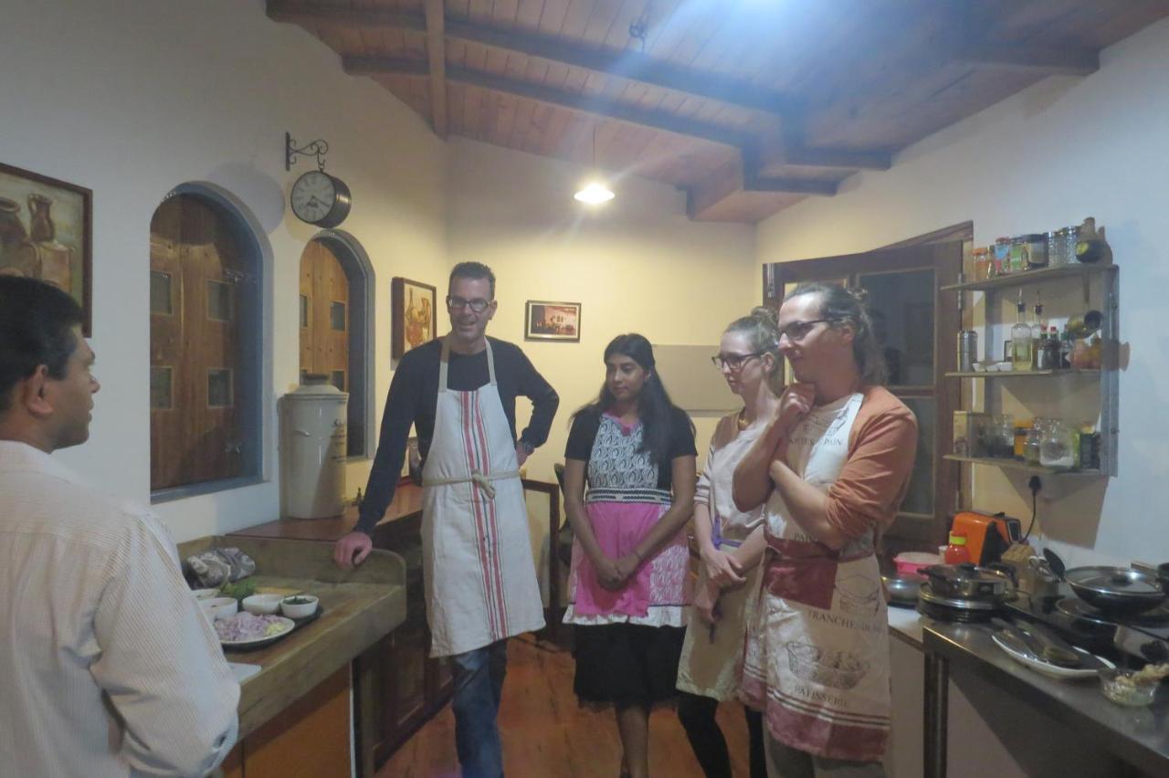 Mistletoe & Cafe Munnar