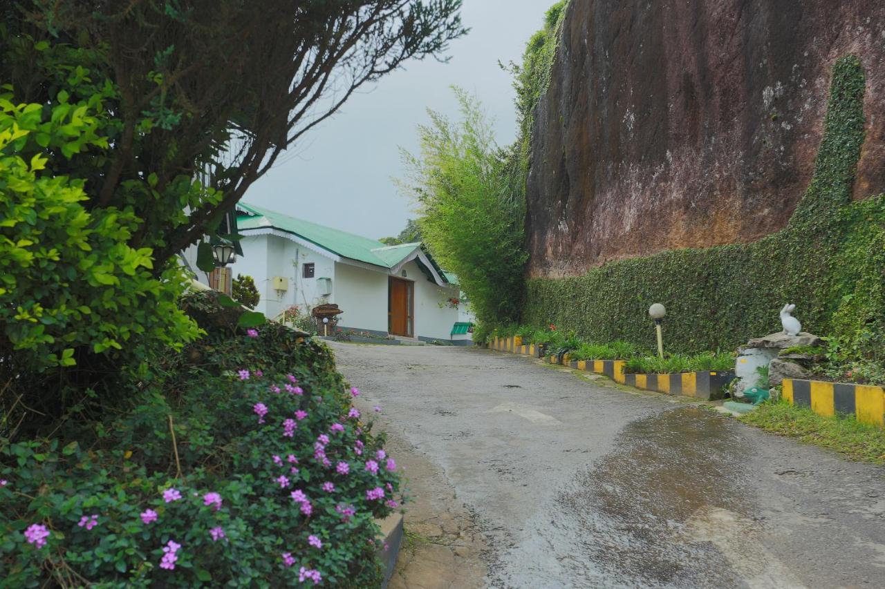 Deshadan Mountain -the Highest In Resort