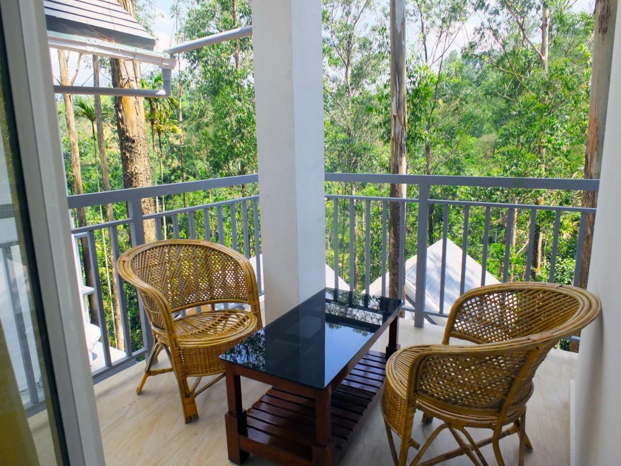 Resort Eucalyptus Munnar