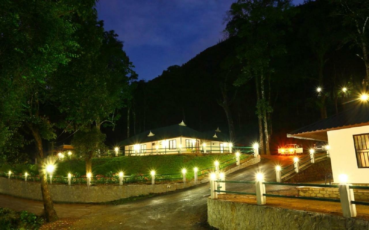 Hotel Seven Springs 3*