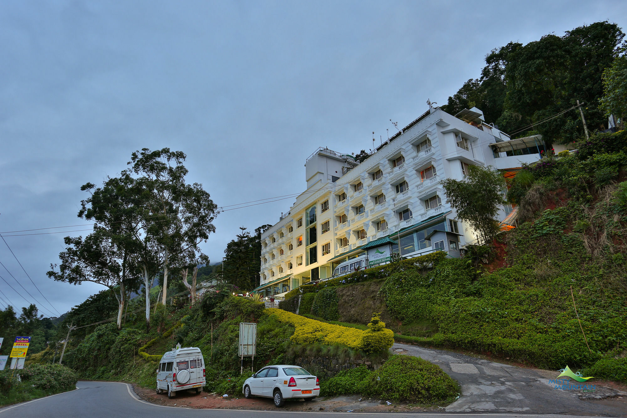 Misty Mountain Munnar