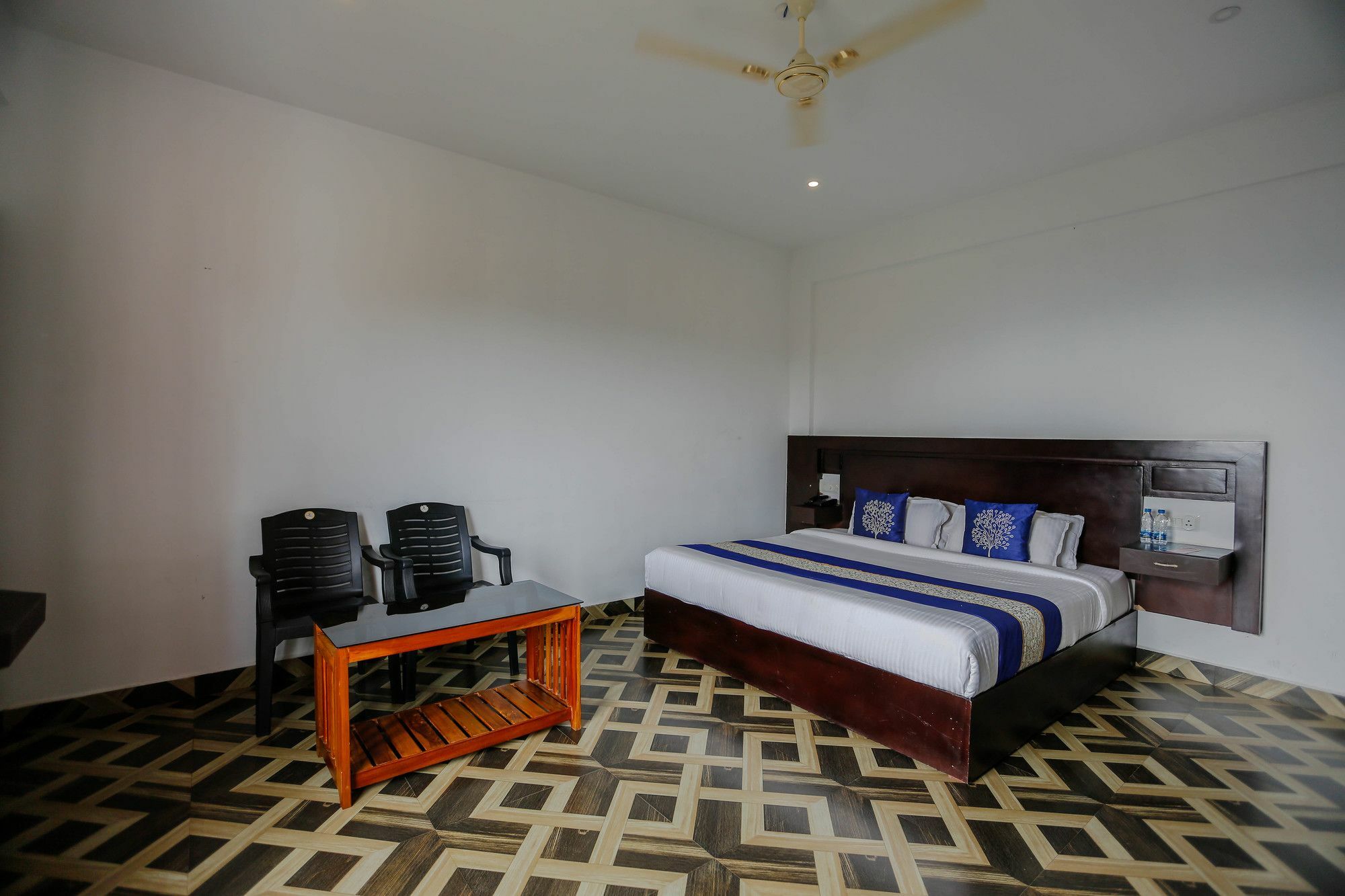 Diamond Hills Hotel 3*