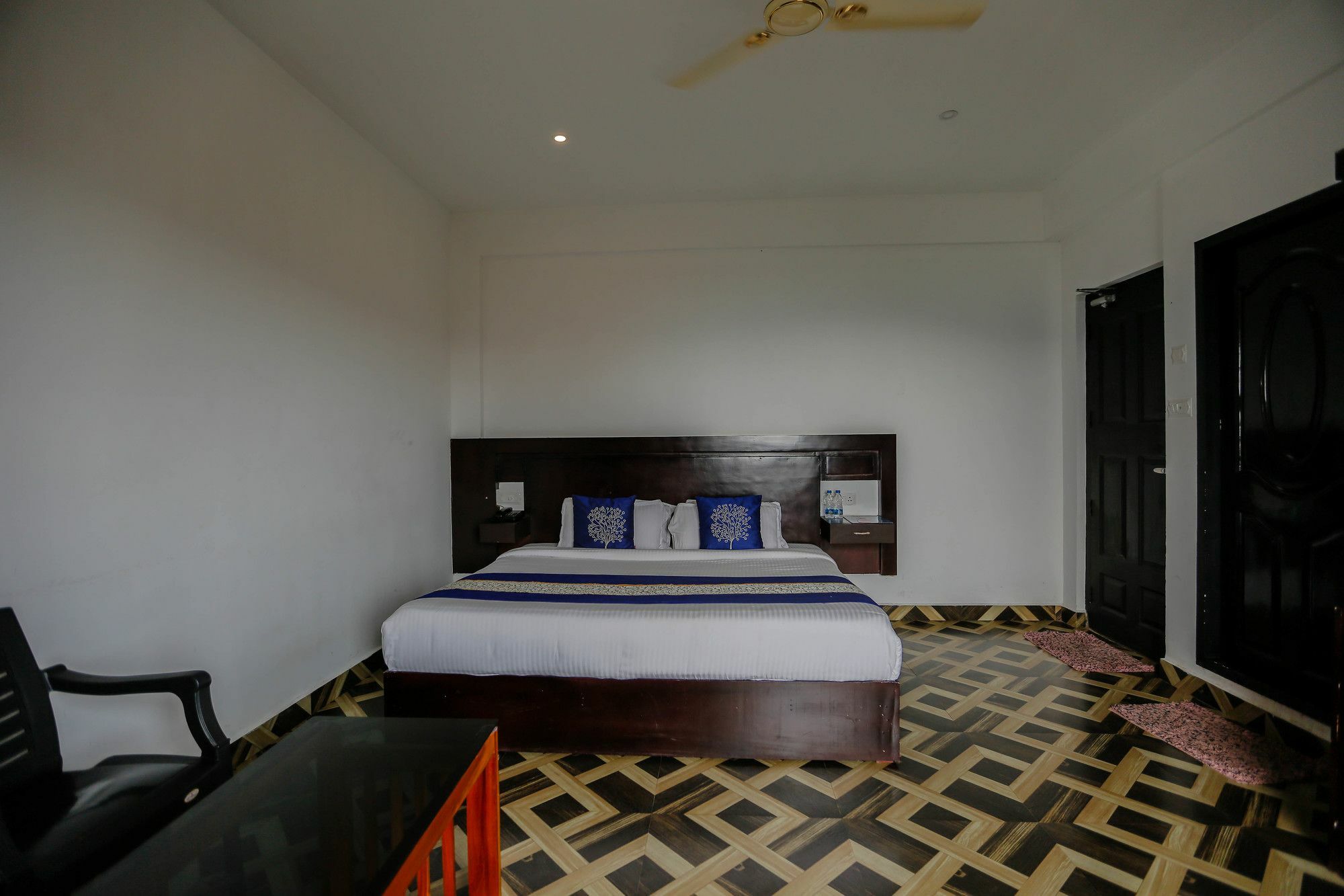 Hotel Diamond Hills 3*