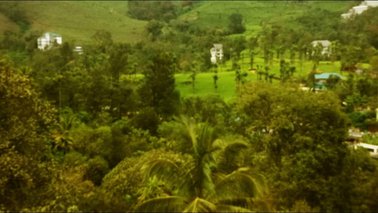 Hotel Gokulam Park 4*