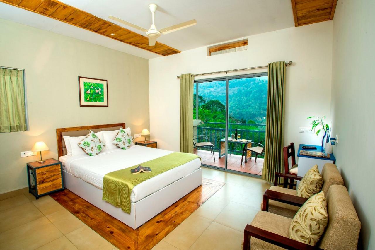 Mistletoe & Cafe Munnar