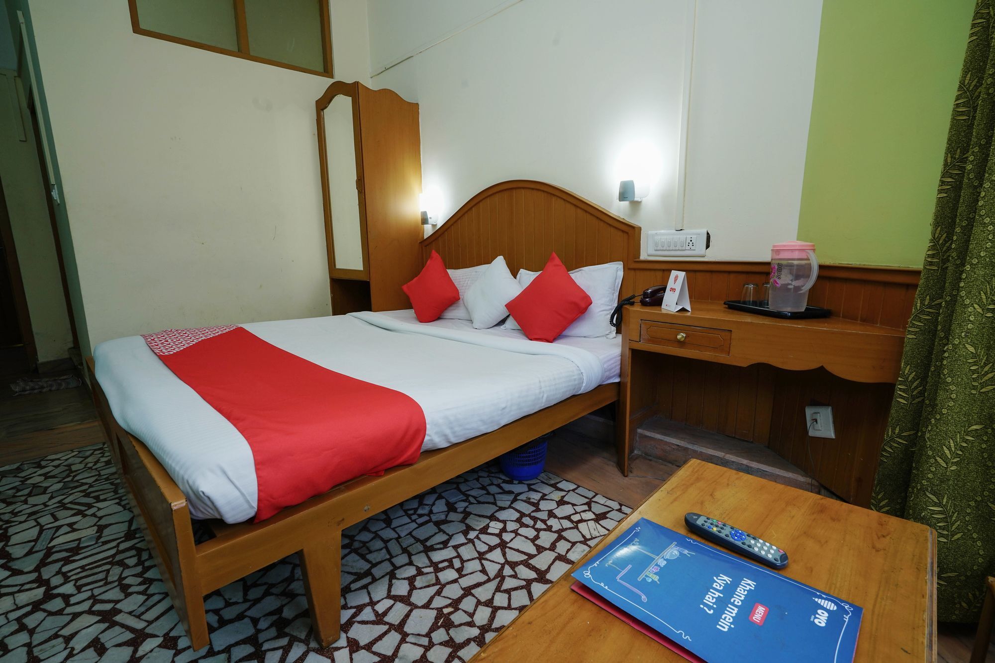Oyo 6512 Heaven Hotel 3*