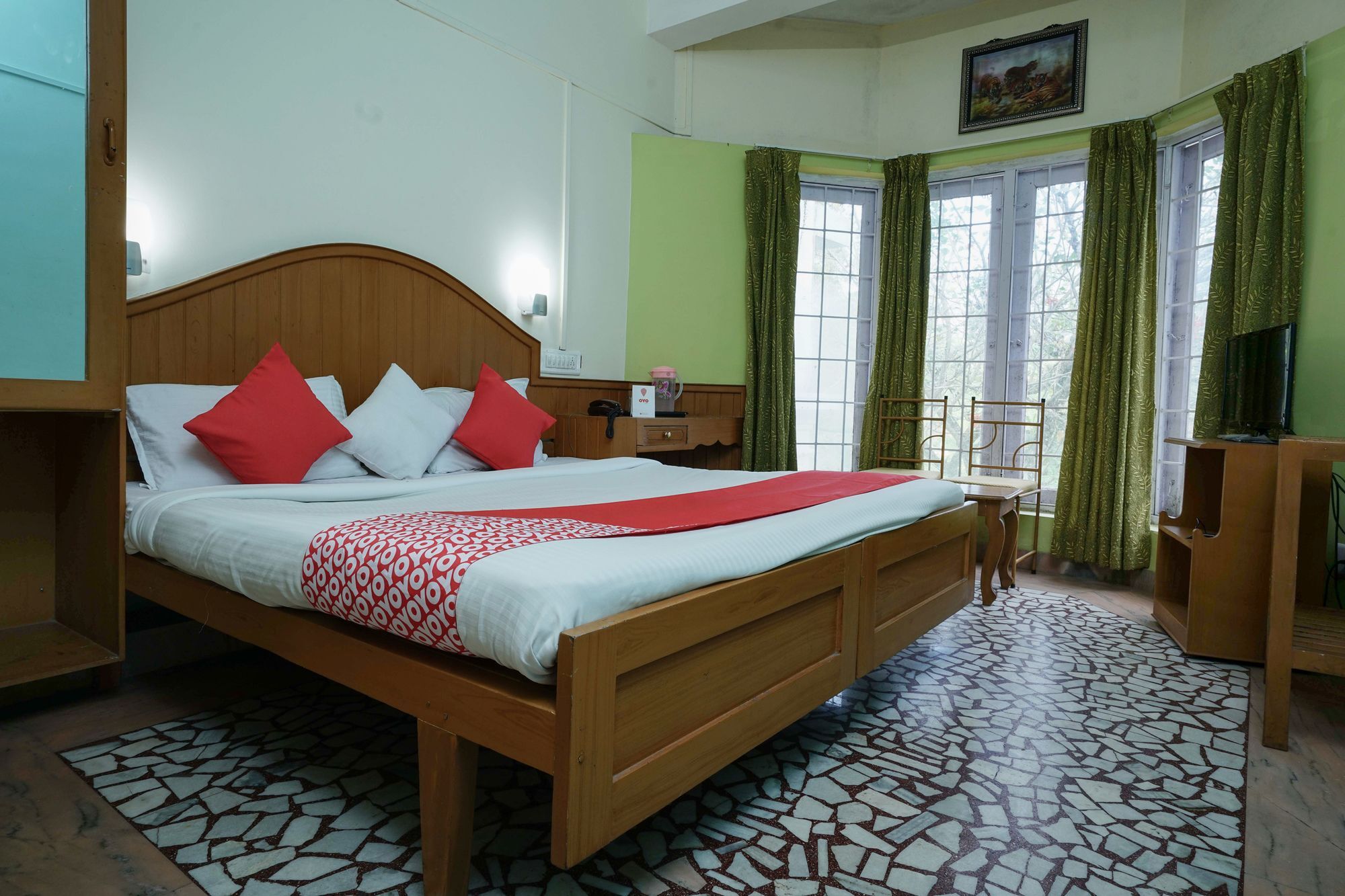 Hotel Oyo 6512 Heaven 3*