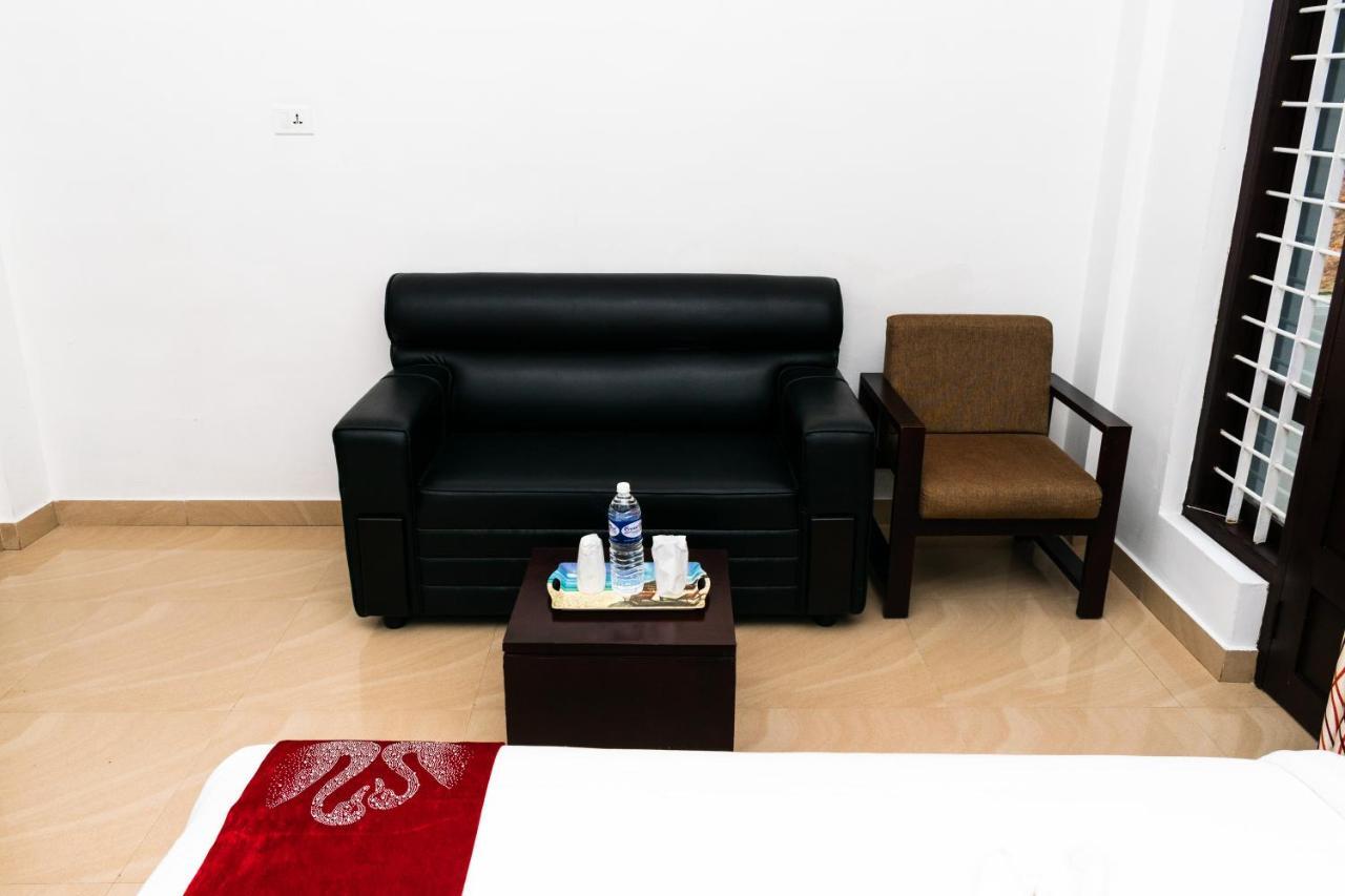 Pine Tree Hotel 3*