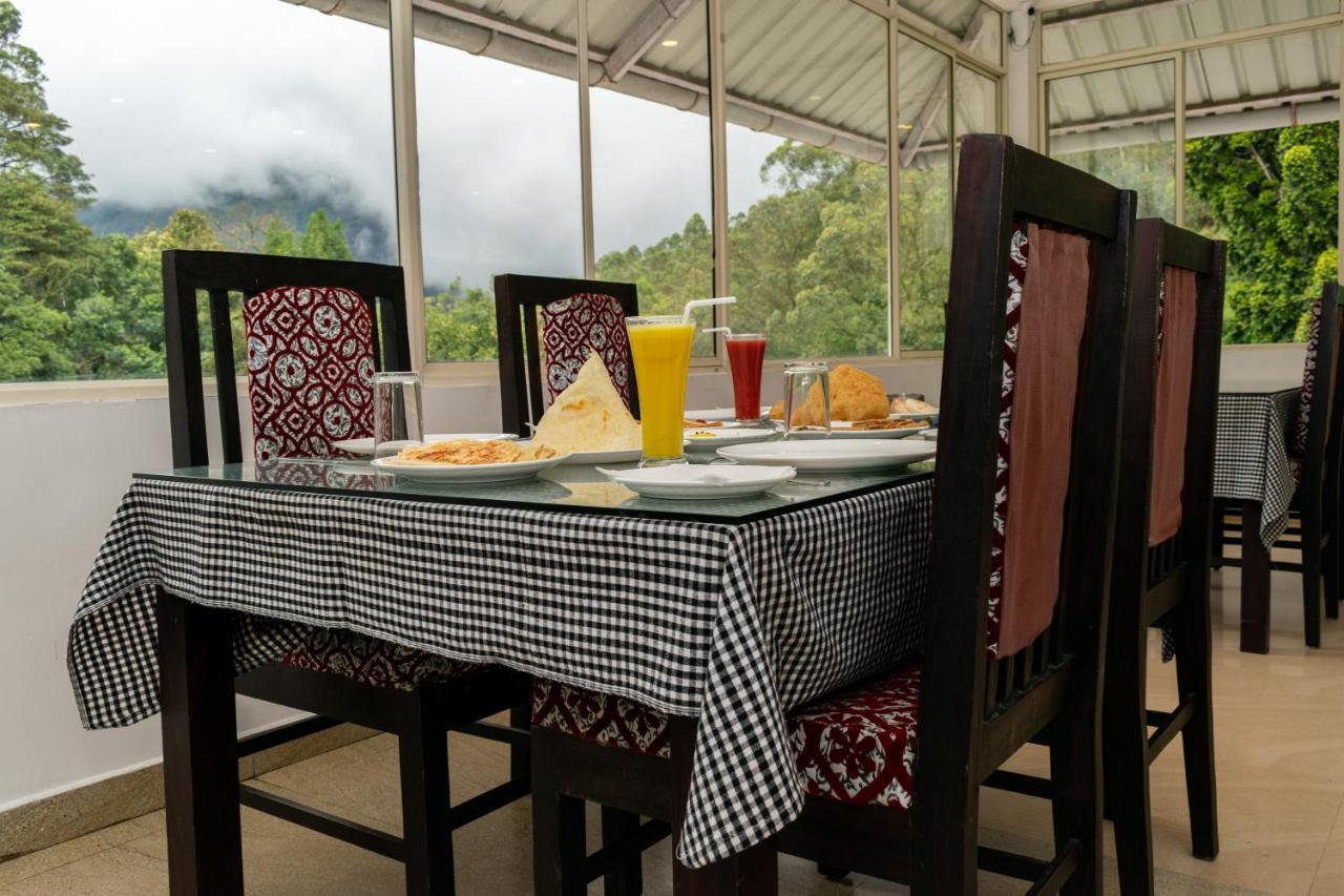 Hotel Pine Tree Munnar