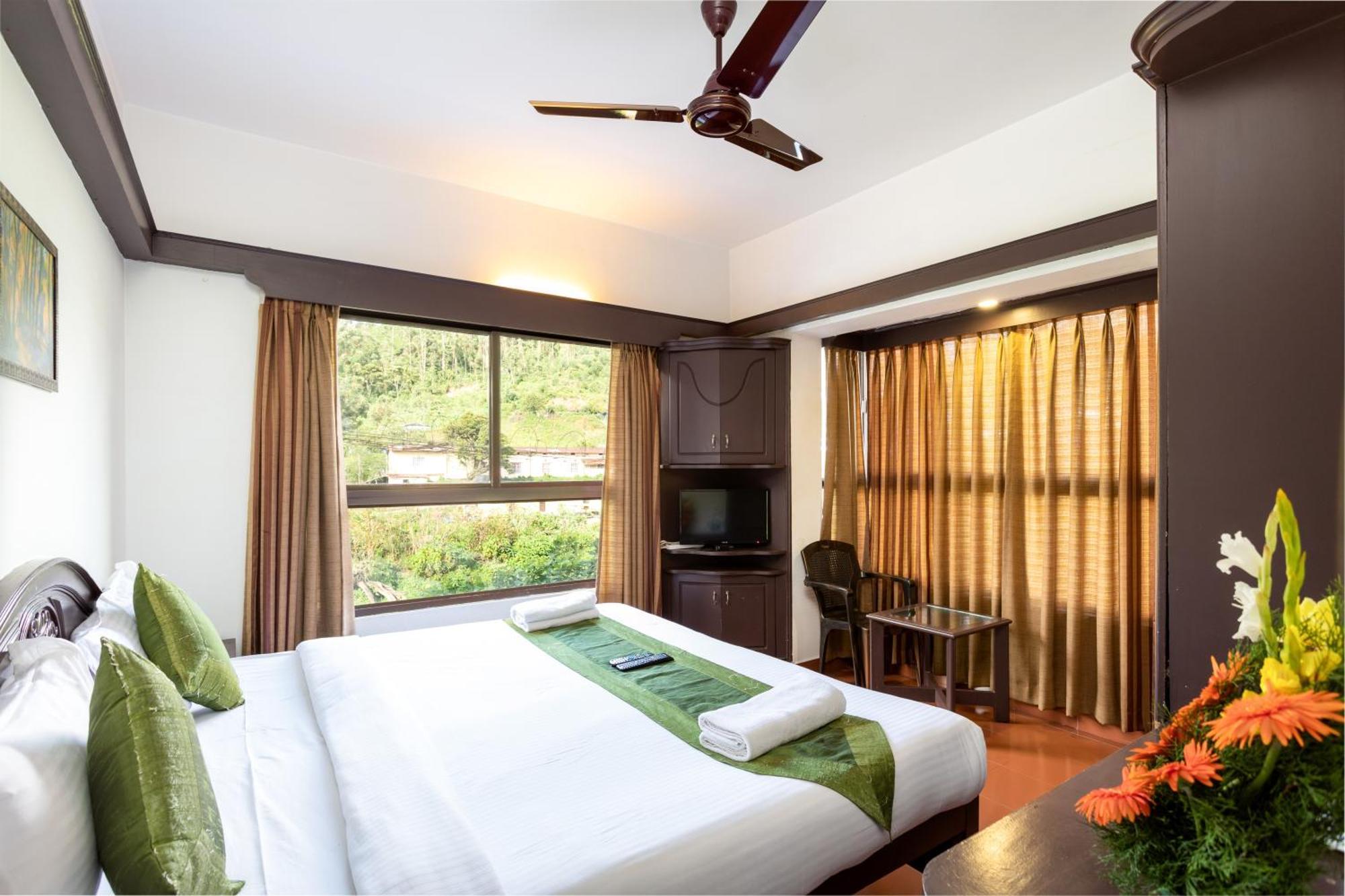 Swiss Garden Hotel 3*
