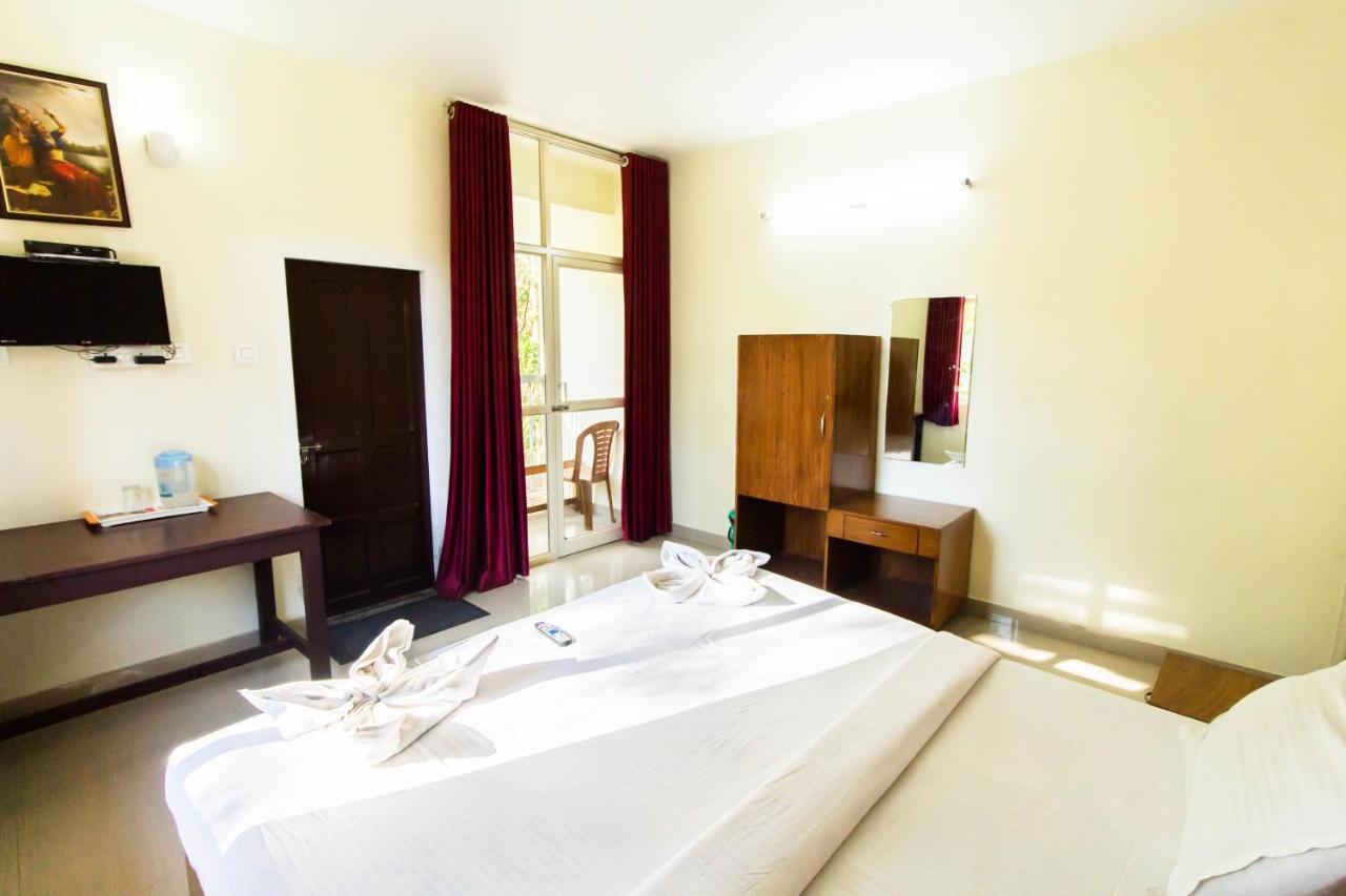 Eden Holidays Ev Inn