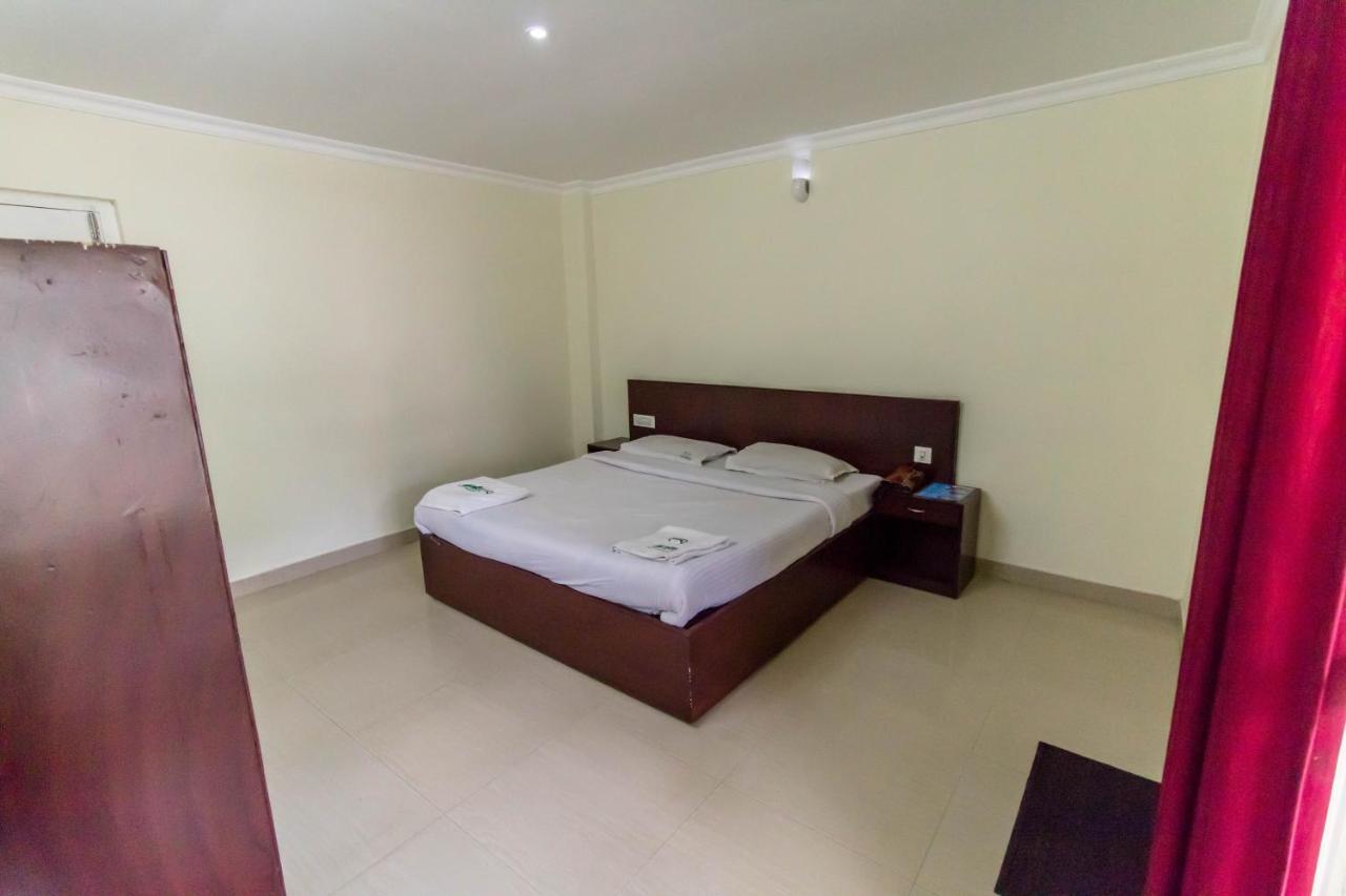 Eden Holidays Ev 3*