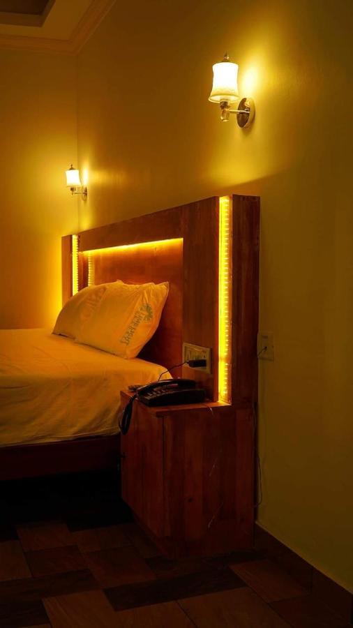 Lime Light 3* Munnar