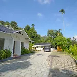 Munnar Majestic Resort With Pool