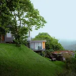 Haze And Kites Resort Munnar