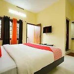 Hotel O Eden Residency