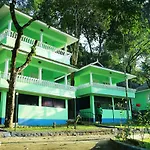 Aruvi Resort