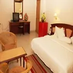 Munnar Inn