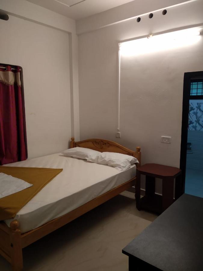 Viduthi Homestay *