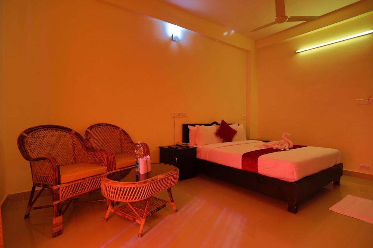 Black Forest Hotel Munnar