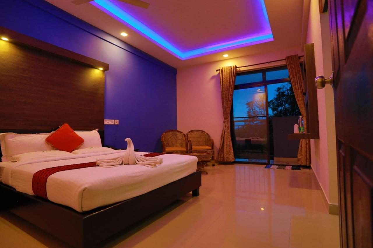 Hotel Black Forest Munnar