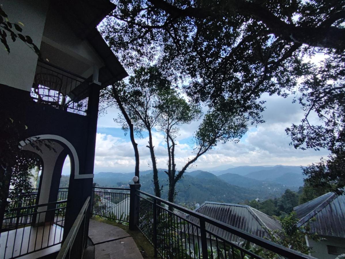 Tea Hills - Mthr Munnar