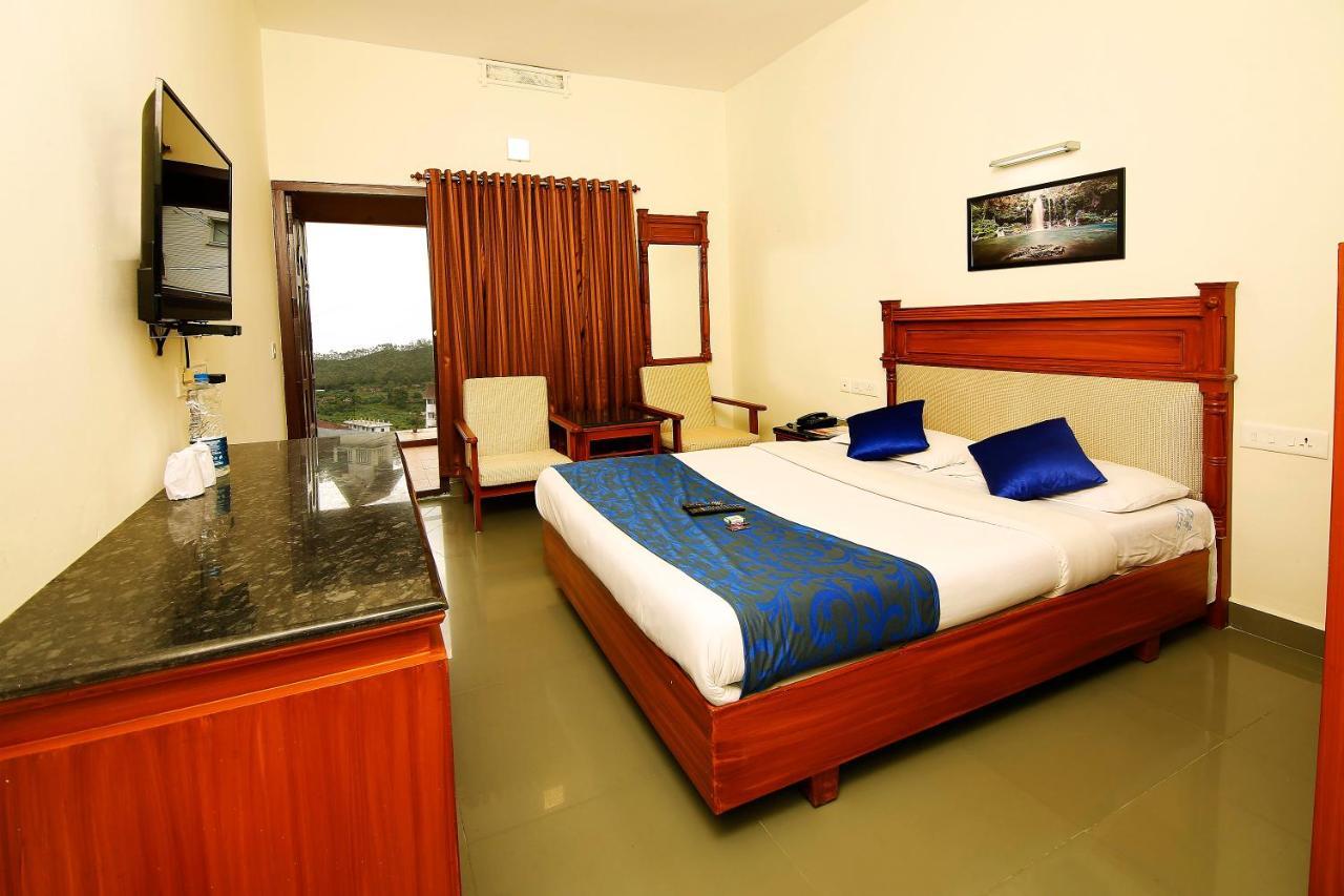 Hotel Del-679 Munnar