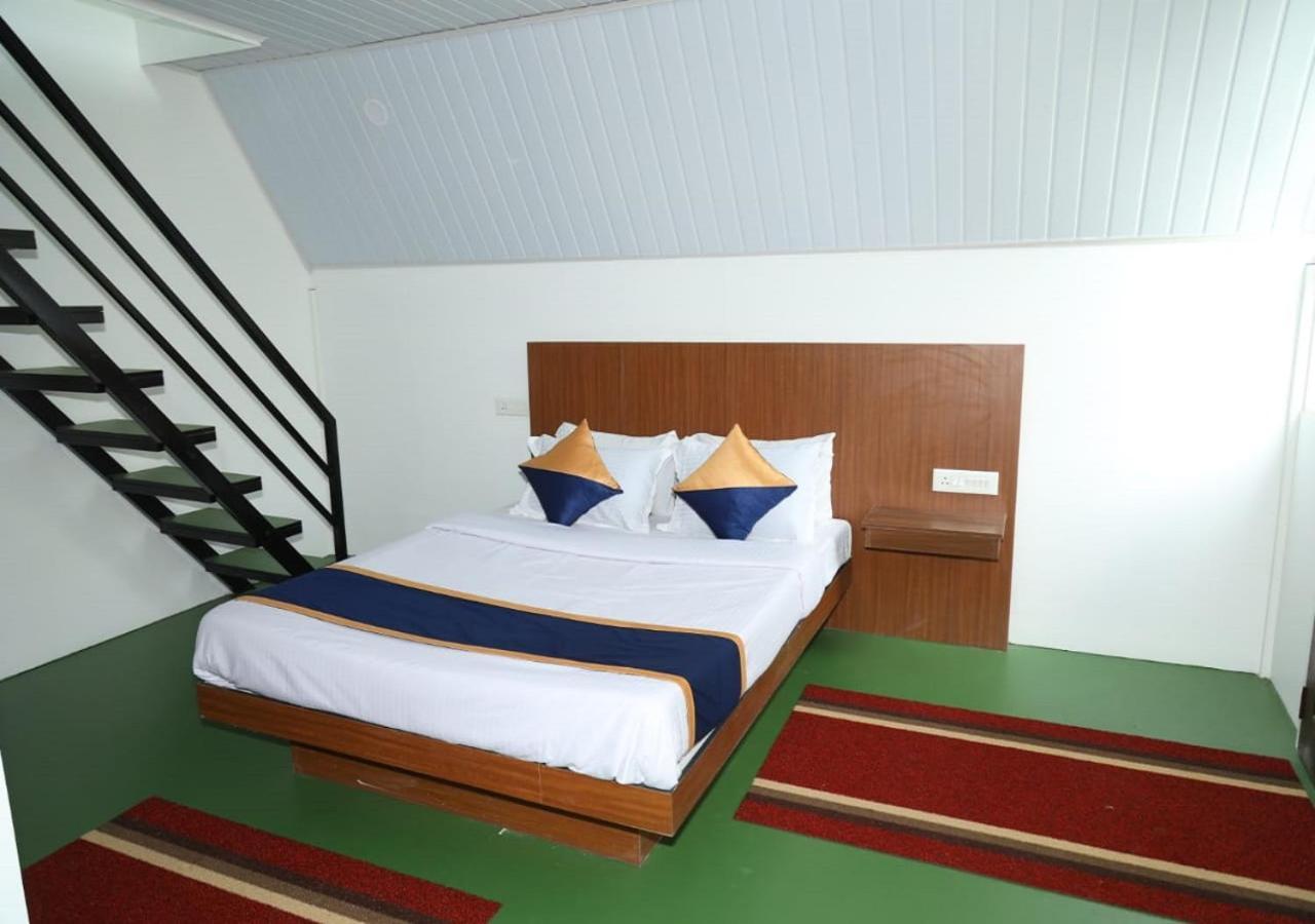 Mithra Holiday Cottages By Lexstays Holiday home Munnar