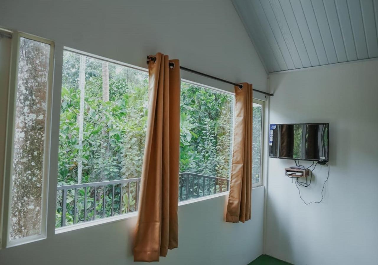 Mithra Holiday Cottages By Lexstays *