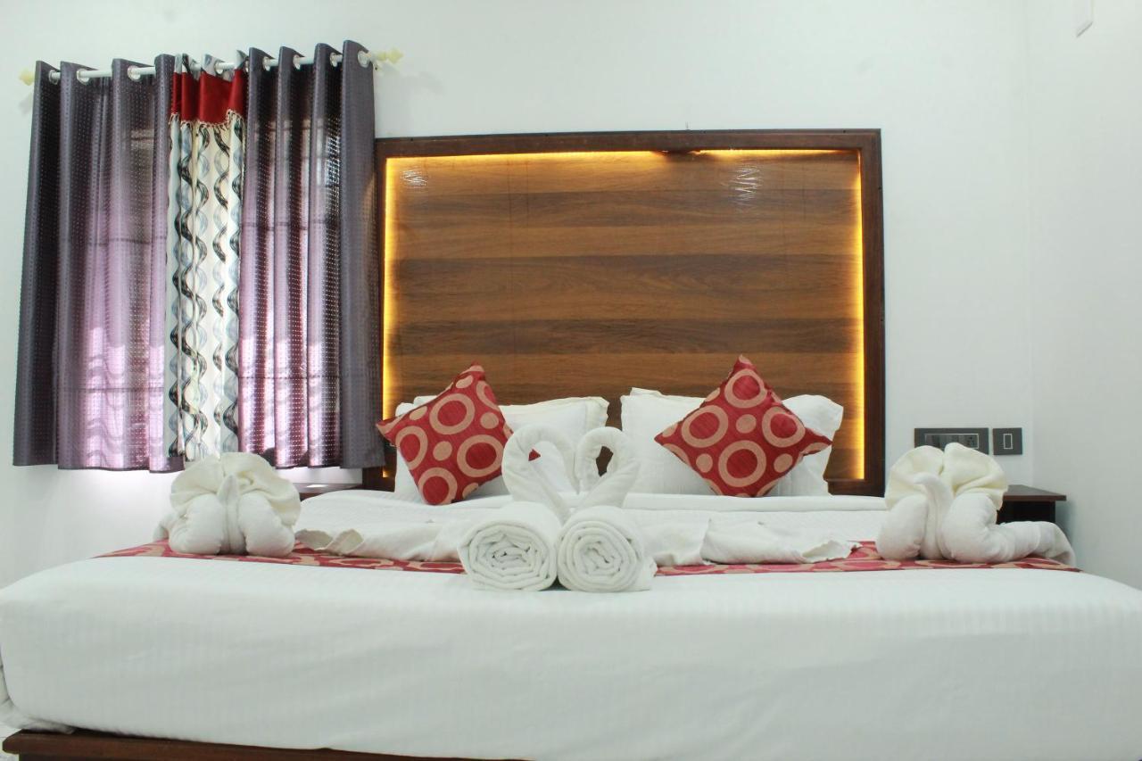 The Mountcourt * Munnar