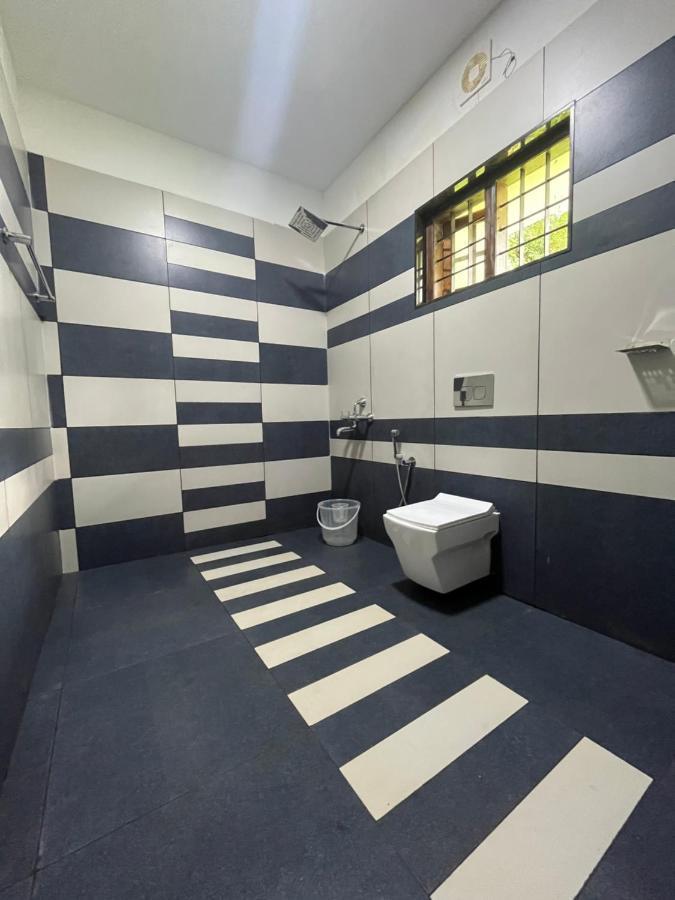 Guest house The Mountcourt *