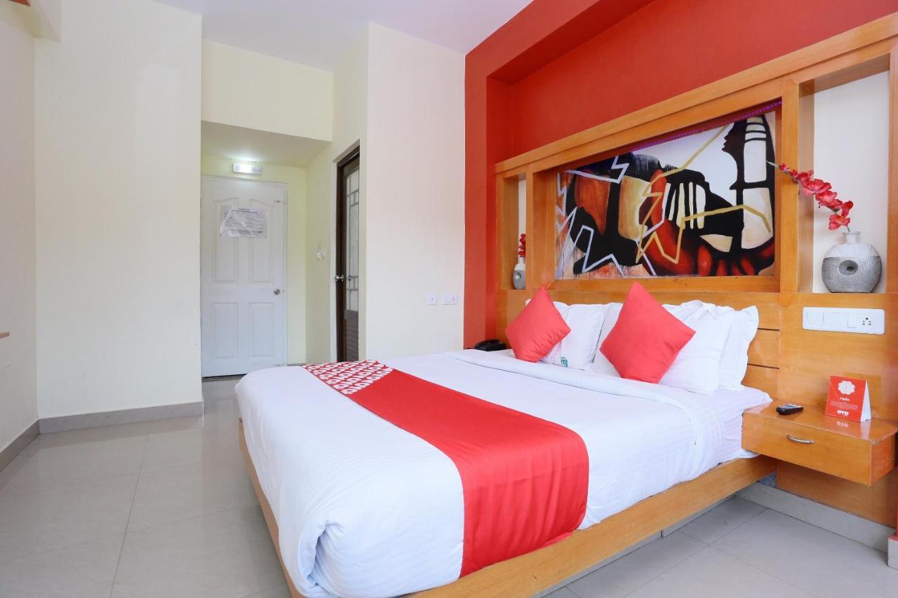 Oyo 24816 Days Hotel Munnar