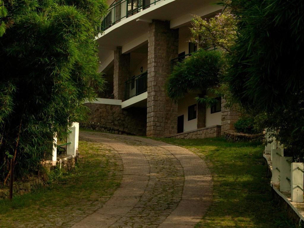 Ayur County Resort 3*