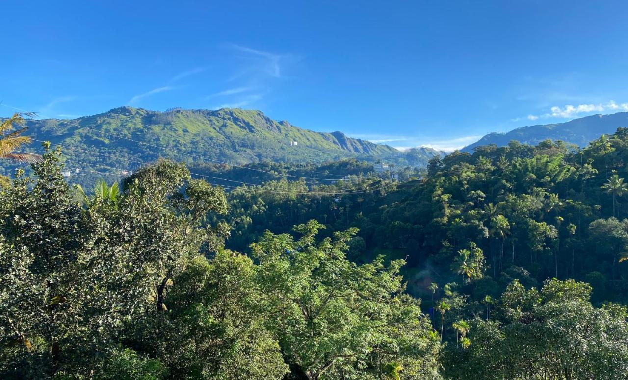 Bed & Breakfast Bnb Munnar