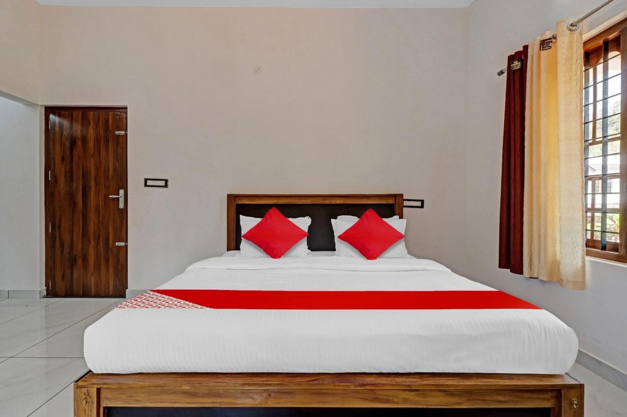 Oyo 87481 Abhayam Homestay Hotel Munnar