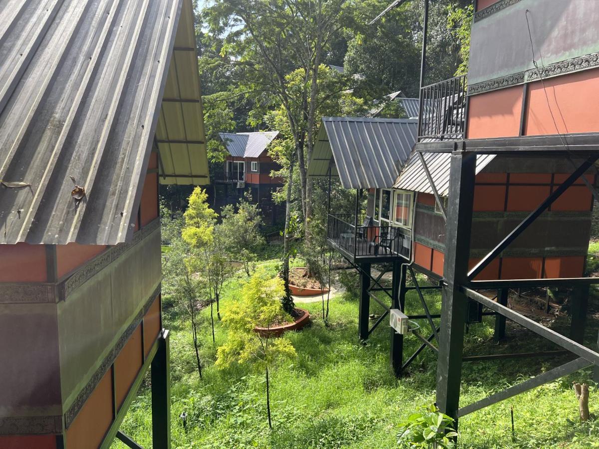 Hotel Santhi Hill View 3*