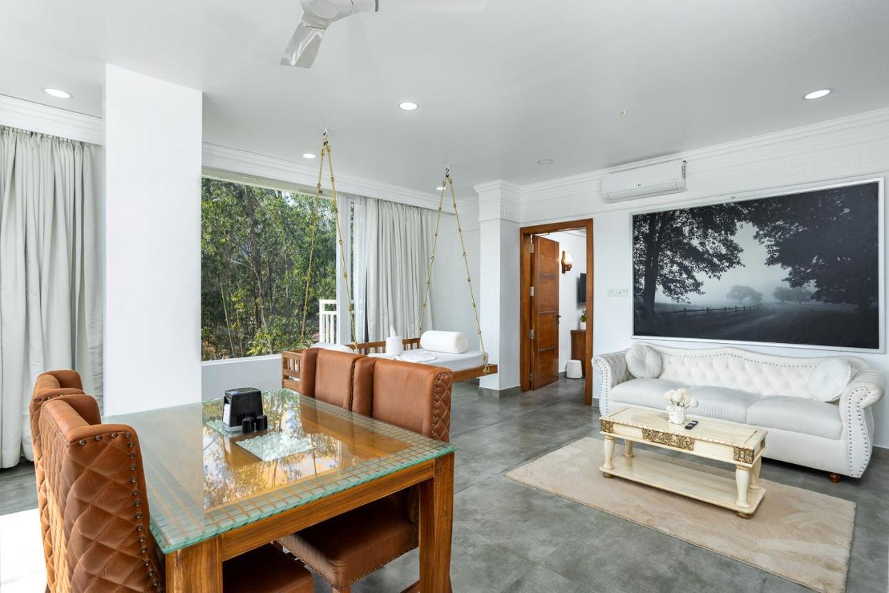 Resort White House, 4*
