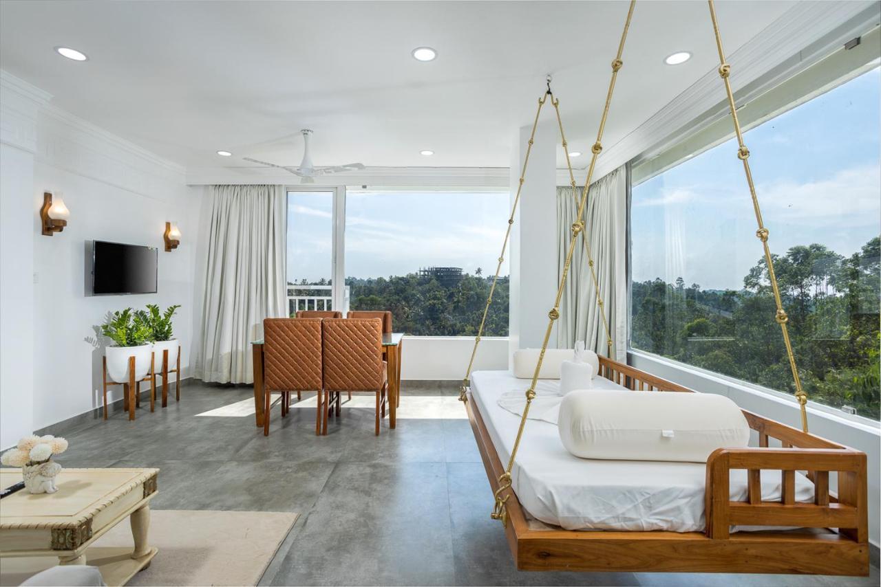 Resort White House, 4*