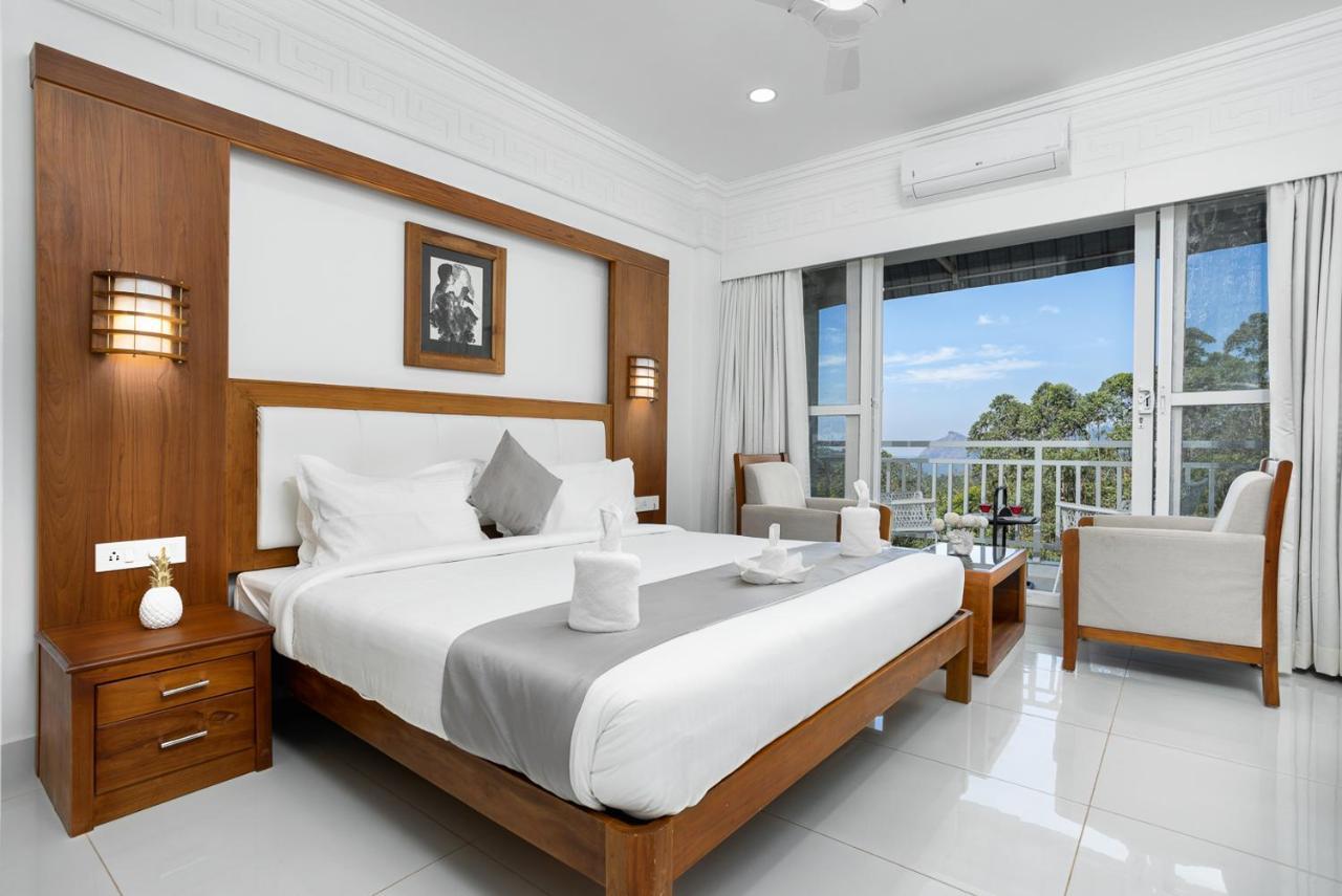Resort White House, 4*