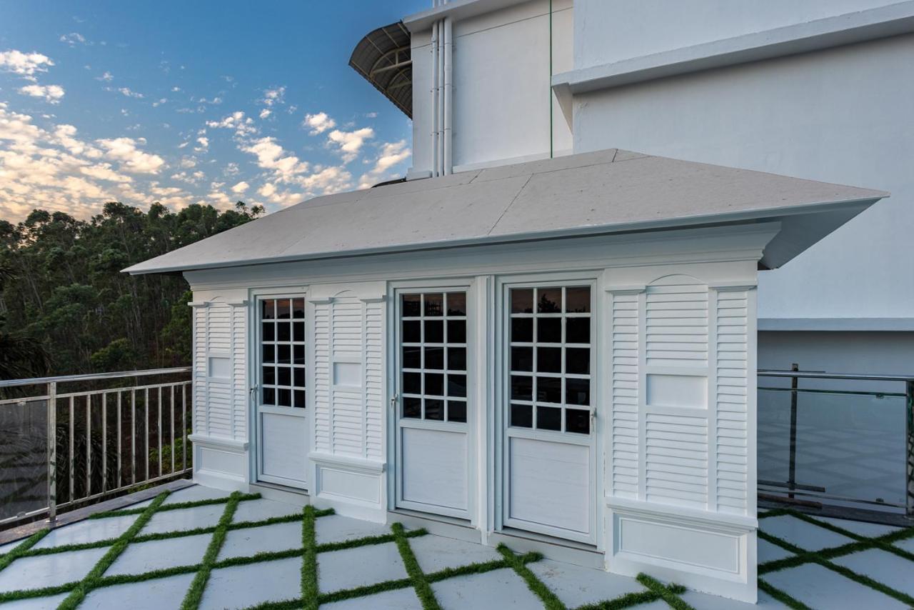 Resort White House,