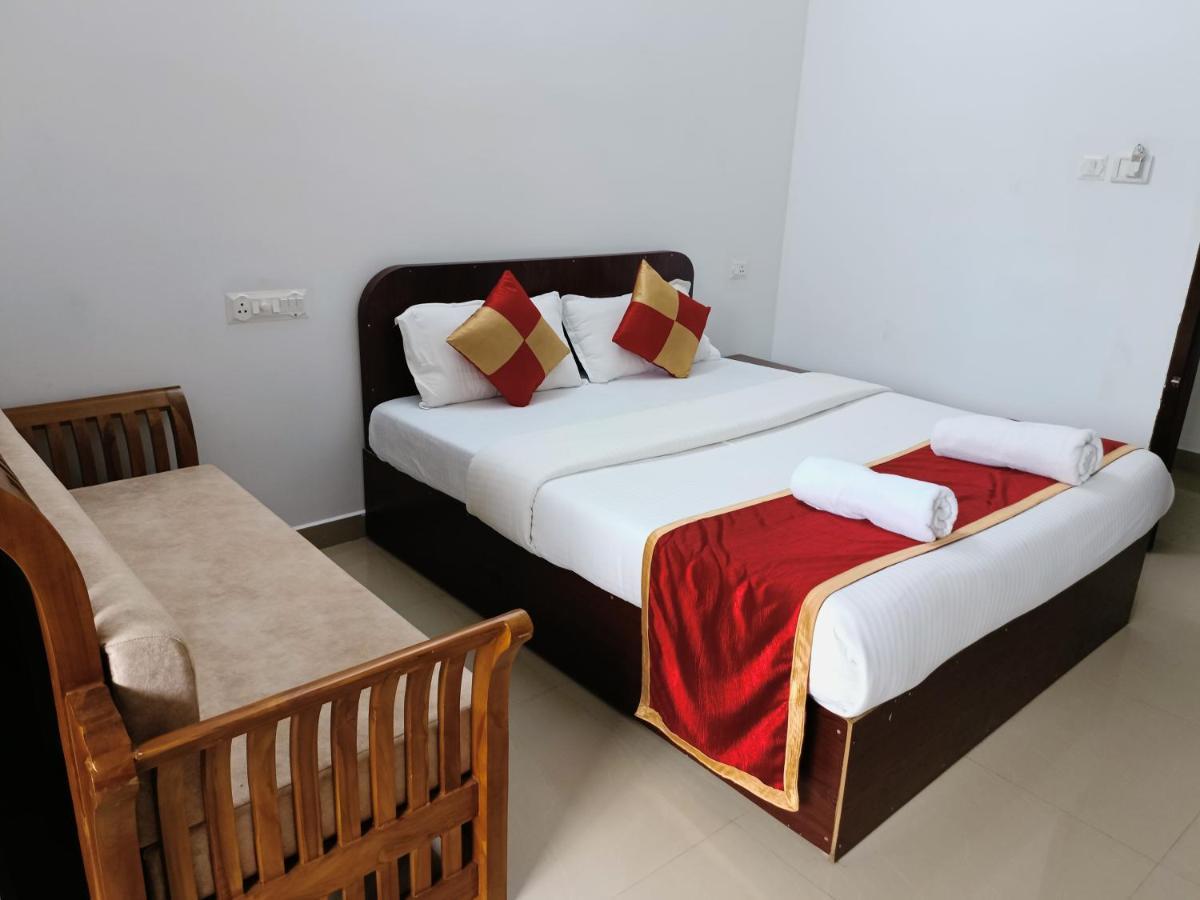 Bed & Breakfast Grace Residency *